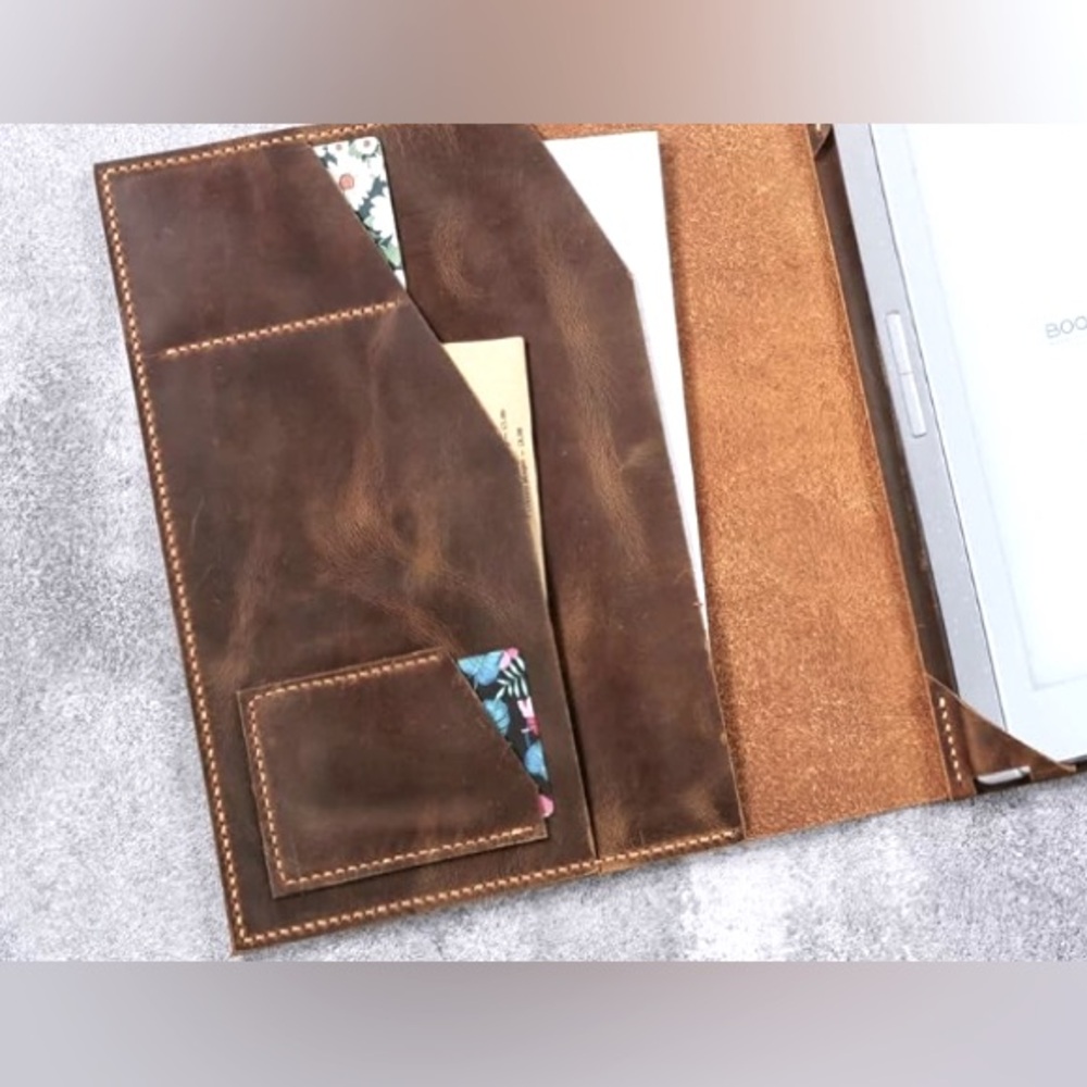 Leather case - Picture 3 of 16